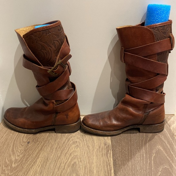 Frye Tooled Pull-on Boots Knee High Brown Leather W/ buckle Sz 7.5 EUC - Picture 3 of 9